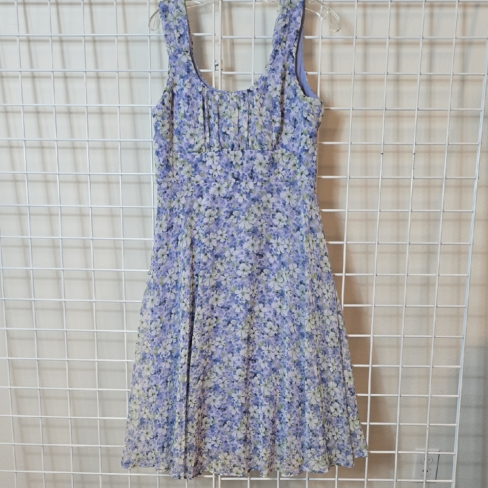 NorthStyle Blue, Light Green and White Floral Sleeveless Dress Size 10